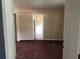 2 Beds 1 Bath 1 Sqft in Jacksonville, FL (Photo 6 of 12)