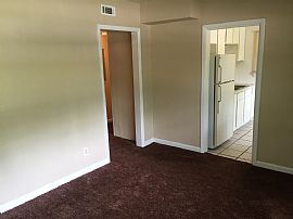 2 Beds 1 Bath 1 Sqft in Jacksonville, FL (Photo 8 of 12)