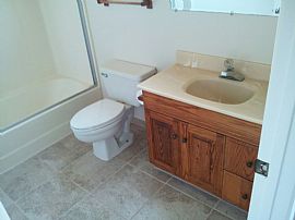 Clean and Cozy 2 Bedroom 2 Bath - Non-Smoking in El Cajon, CA (Photo 5 of 10)