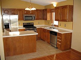 Fully Updated and Clean Home  in Saint Paul, MN (Photo 4 of 12)