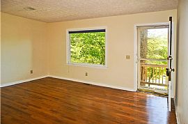  3 Beds 2 Baths 1,300 Sqft in Marietta, GA (Photo 5 of 12)