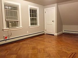 Spacious House For Rent in Clifton, NJ (Photo 2 of 9)