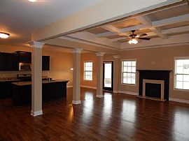 325 Mckenzie Grace Lane, $700 in Grayson, GA (Photo 4 of 10)