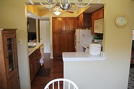 1/4 Acre Lot in The City Blocks From Mcw in Milwaukee, WI (Photo 9 of 11)