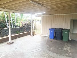 Very Large 3/2 in Waianae, HI (Photo 2 of 3)