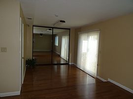 Fully Remodeled Home Features 3 Bdr 2 Car Garage with Washer/dr in Sacramento, CA (Photo 8 of 9)