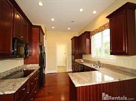 A Beautiful Property For Rent 4 Bedroom 4 Bath  in Edgewood, KY (Photo 7 of 10)