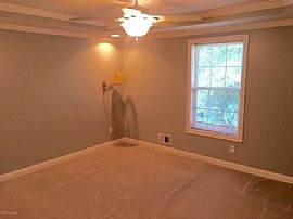 Fantastic Open Floor Plan Ranch with Finished Walkout Basement! in Louisville, KY (Photo 3 of 5)