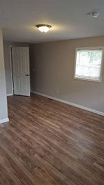  Home Details For 108 Sturm St in Clarksburg, WV (Photo 3 of 11)