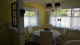 Walk to Water, Updated 3 Bed 1.5 Bath Colonial in Warwick, RI (Photo 4 of 10)