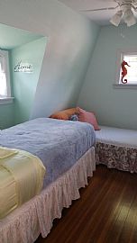 Walk to Water, Updated 3 Bed 1.5 Bath Colonial in Warwick, RI (Photo 9 of 10)