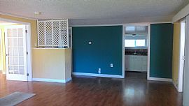 Peaceful 2 Beds 1 Bath with Its Open and Unique Floorplan in Portland, OR (Photo 2 of 11)