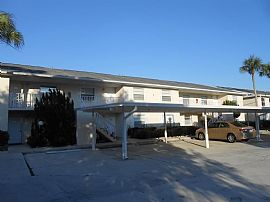 Townhouse in Punta Gorda, FL