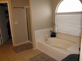 837 W Spur Ave, Gilbert, Az 85233 in Gilbert, AZ (Photo 6 of 9)