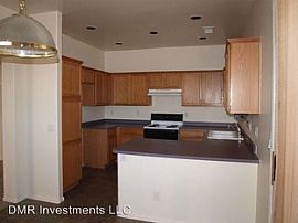 18230 N 170th Ln, Surprise, Az 85374 in Surprise, AZ (Photo 4 of 11)