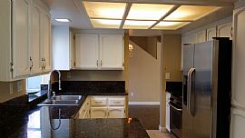 Beautiful 3 Beds and 2.5 Baths in San Diego, CA (Photo 2 of 4)