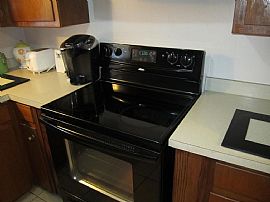  3 Bedroom 2 Bath. Beautiful Hardwood Floors. 2 Car Garage  in Tulsa, OK (Photo 8 of 10)