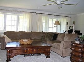 4701 N Dromedary Rd, Phoenix, Az 85018 in Phoenix, AZ (Photo 6 of 12)