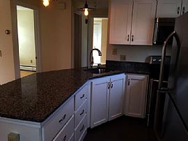 2 Bedroom, Updated House in Narragansett, RI (Photo 2 of 7)