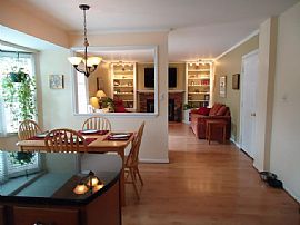 Beautitul House in Great Neighborhood in Columbia, MD (Photo 8 of 11)