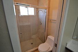 Specious 3 Bedrooms, 2 Bathrooms/ 2cars Garage in Sacramento, CA (Photo 5 of 8)