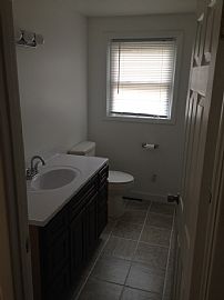 Lovely 3 Bedroom Home in Warwick, RI (Photo 3 of 7)