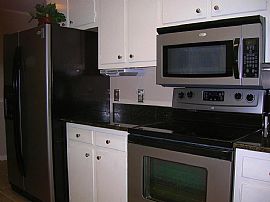 Home For Rent Across From University of South Alabama in Mobile, AL (Photo 2 of 12)