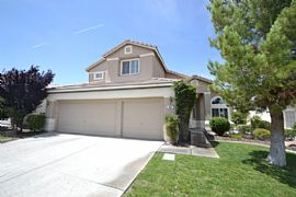 962 Upper Meadows Pl, Henderson, Nv 89052 in Henderson, NV