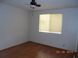 879 Palmwood Dr, Sparks, Nv 89434 in Sparks, NV (Photo 3 of 7)