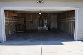 Lovely 3 Bedroom and 2 Bath in Fernley, NV (Photo 2 of 6)