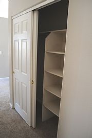 Lovely 3 Bedroom and 2 Bath in Fernley, NV (Photo 4 of 6)