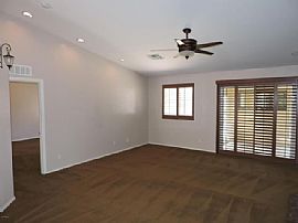 Gorgeous 3 Beds 2 Baths Single Family/2car Garage in Phoenix, AZ (Photo 3 of 12)