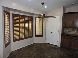 Gorgeous 3 Beds 2 Baths Single Family/2car Garage in Phoenix, AZ (Photo 4 of 12)