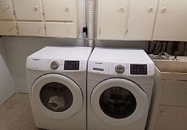 Freshly Painted 3bdrms,1/2 Bath with Huge Park-Car in Rochester, MN (Photo 10 of 11)