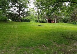 Freshly Painted 3bdrms,1/2 Bath with Huge Park-Car in Rochester, MN (Photo 11 of 11)