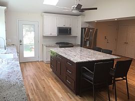 Beautiful 4 Bedroom Home in Crofton, MD (Photo 8 of 11)