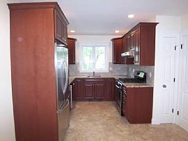 4br/1+1ba Single Family House  in Arlington, MA (Photo 3 of 7)