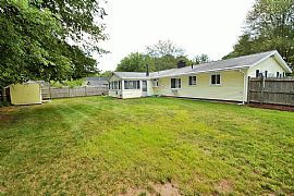 Lovely 3 Bedroom Home in Framingham, MA (Photo 8 of 8)