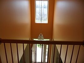 Beautiful 4 Bedroom Home in Streamwood, IL (Photo 5 of 7)