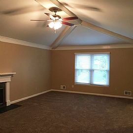  3 Bedroom/2 Bathroom Brick Ranch Home with 2 Car Garage in Louisville, KY (Photo 3 of 11)