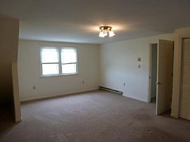 Cozy 3 Bedroom Home in Layton, Ut in Layton, UT (Photo 6 of 6)