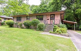 Spacious 3bdrms 2bths/fantastic Backyard  in Birmingham, AL (Photo 12 of 12)