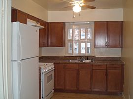 For Rent: 2nd Floor Apartment in Baltimore, MD (Photo 2 of 5)