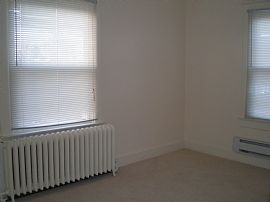 For Rent: 2nd Floor Apartment in Baltimore, MD (Photo 5 of 5)