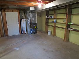 Single Family Home in Brown Deer in Milwaukee, WI (Photo 7 of 8)