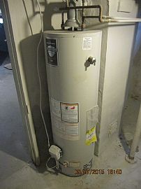  Three Bedroom 2 Bath Sets on Corner Lot with Park Like Setting in Springfield, IL (Photo 8 of 11)