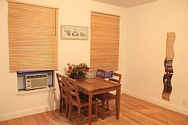 Luxury 3 Bedroom Apartment in Manhattan, NY (Photo 2 of 6)