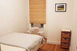 Luxury 3 Bedroom Apartment in Manhattan, NY (Photo 3 of 6)