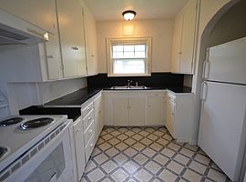 This Is a One Bedroom Home with 3 Bonus Rooms in The Basement in The Dalles, OR (Photo 6 of 12)