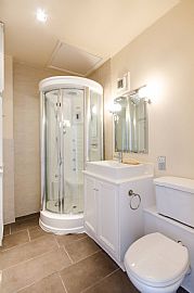 One Bedroom Apartment, Near Sf University High School, P in San Francisco, CA (Photo 2 of 6)